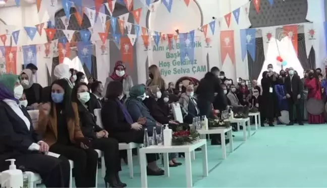 DİYARBAKIR - AK Parti Kadın Kolları Başkanı Çam: 