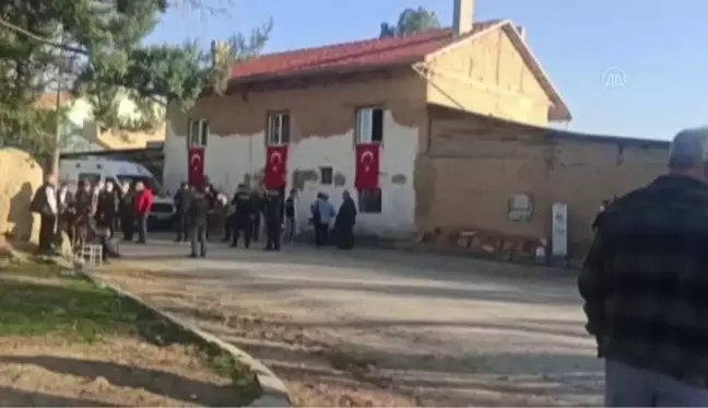 Son dakika haberi... AFYONKARAHİSAR - El Bab'da şehit düşen Jandarma Kıdemli Başçavuş Demirel'in ailesine acı haber ulaştı