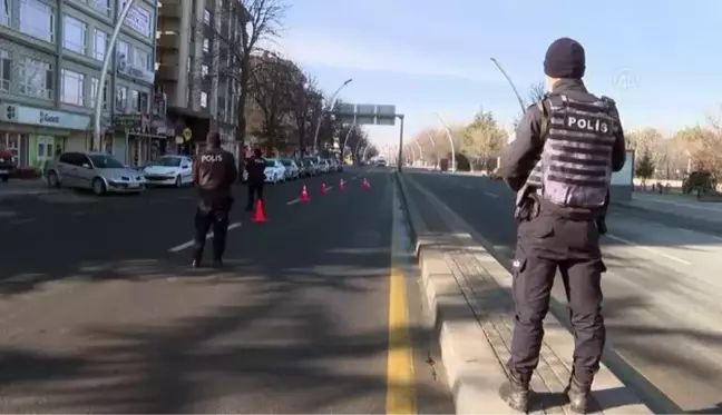 Başkentte sokaklar sessizliğe büründü