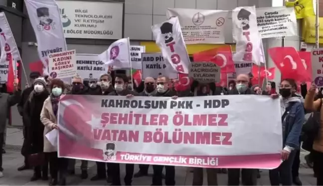 Türkiye Gençlik Birliği üyeleri terör örgütü PKK'yı protesto etti