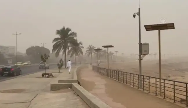 Senegal, sarı renge büründü