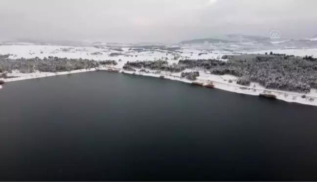 41 yıllık gölet beyaz gelinliğini giydi