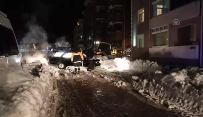 KASTAMONU - Bozkurt Belediyesi ekiplerinin kar mesaisi devam ediyor