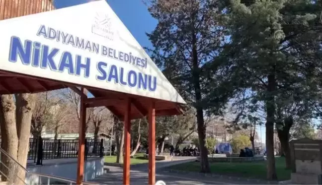 Şehit eşi için 3. çeşmeyi nikahlarının kıyıldığı Adıyaman'da yaptırdı