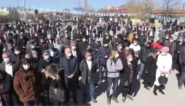 İYİ Parti Genel Başkan Yardımcısı Koray Aydın çiftçilerle buluştu