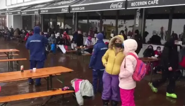 Yasaklar kalkınca dolup taşan Uludağ'da Jandarma'dan denetim