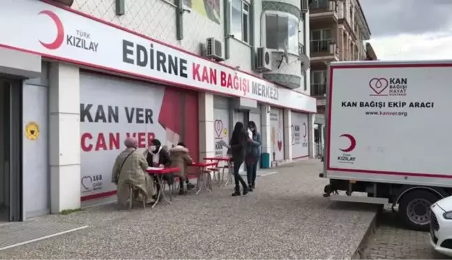 Öğrenim gören 70 yabancı öğrenci kan bağışında bulundu kan bağışı,Trakya Uluslararası Öğrenci Derneği Başkanı,Hakan Çalışkan,Yabancı Öğrenci,