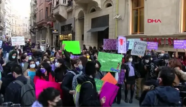 Beyoğlu'nda 8 Mart Dünya Kadınlar Günü yürüyüşü