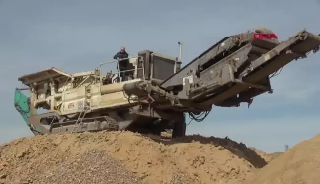 KIRIKKALE Taş kırma makinesinin haznesine düşen operatör öldü