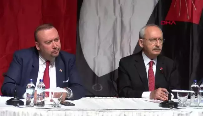 UŞAK Kılıçdaroğlu, Uşak'ın Sivaslı ilçesinde esnafı ziyaret etti