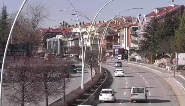 Aydınlıkevler trafiğini rahatlatacak 4 şeritli katlı kavşak projesinde son aşamaya gelindi