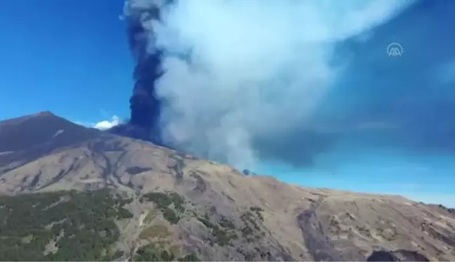 İtalya'da Etna yanardağında hareketlilik