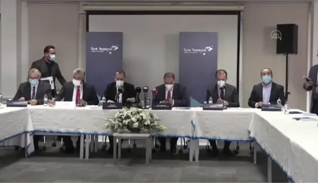 Bakan Yardımcısı Sayan ile Türk Telekom CEO'su Önal'dan bölge müdürlükleriyle ilgili açıklama