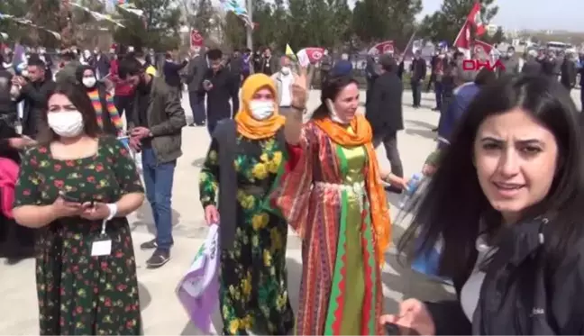 Son dakika haber | ŞANLIURFA Şanlıurfa'da nevruz kutlamasında 3 kişiye gözaltı