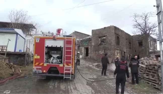 Son dakika haberleri: Ahırda çıkan yangında 171 kuzu telef oldu