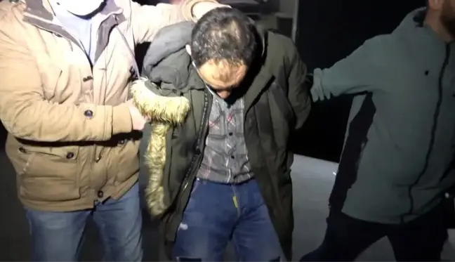 Son dakika haberi... 'Kertenkele' kısıtlamada polisten kaçamadı