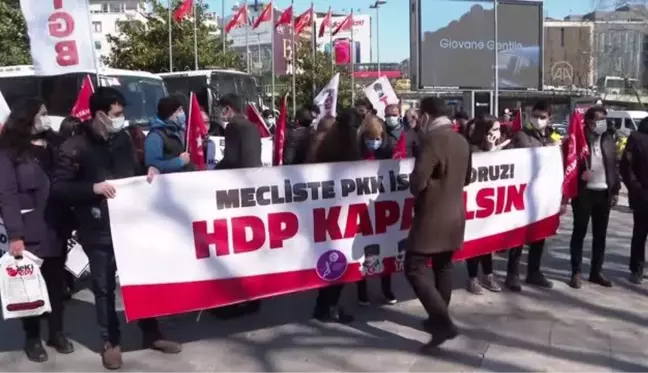 TGB, Cumhuriyet Kadınları Derneği ve Vatan Partisi üyelerinden basın açıklaması