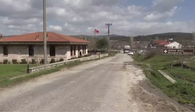 BALIKESİR - Etnografya galerisine dönüştürülen eski köy okulu konuklarını geçmişe götürüyor