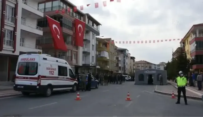 Son dakika haberleri! Vali Baruş'tan şehit Piyade Uzman Çavuş Günaydın'ın ailesine taziye ziyareti