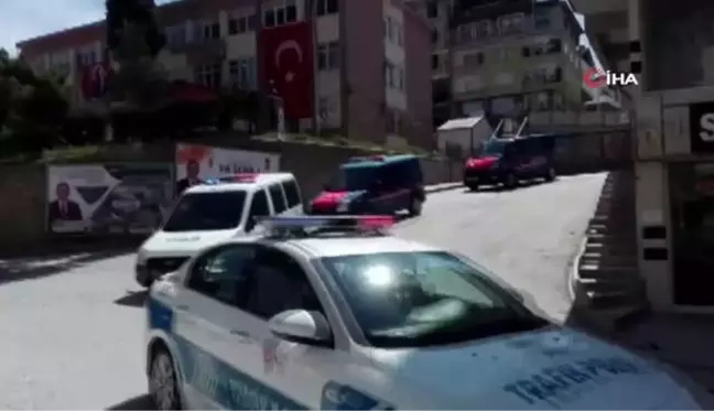 Polis ve jandarmadan 23 Nisan konvoyu