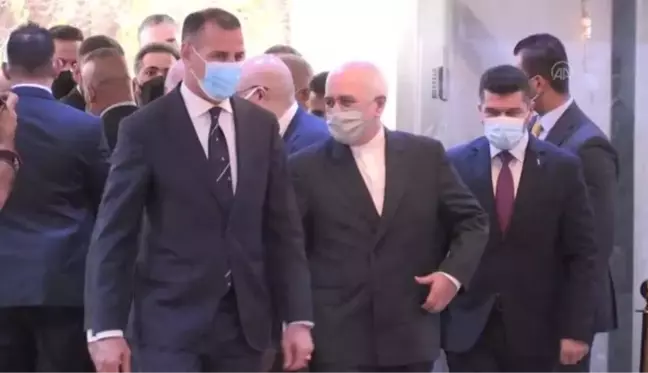 İran Dışişleri Bakanı Zarif, Viyana'daki görüşmelere destek mesajı verdi