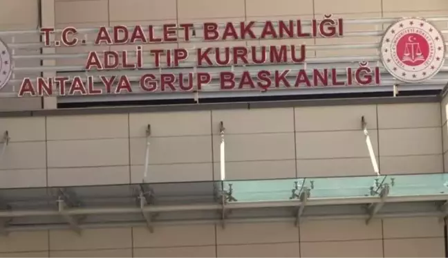 90 yaşındaki komşusu tarafından silahla vurulduğu öne sürülen kişi öldü, eşi yaralandı