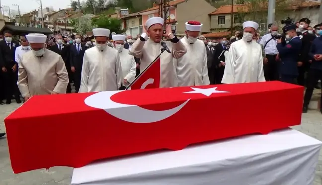 Şehit Uzman Çavuş Ahmet Asan, Kütahya'da toprağa verildi