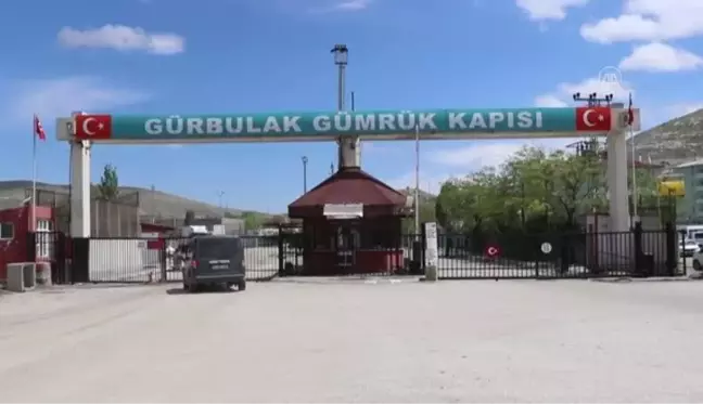 Gürbulak Gümrük Kapısı'nda yakalanan maymunlar Gaziantep'teki hayvanat bahçesine gönderildi