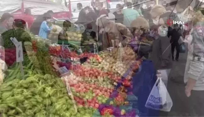 Sultangazili vatandaşlardan semt pazarlarına yoğun ilgi