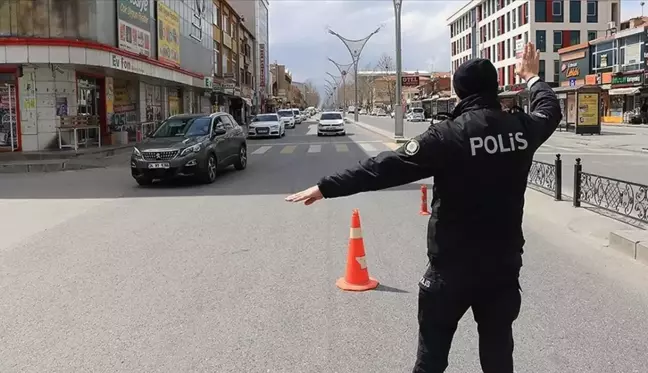 Tam kapanma sonrası normalleşmenin detayları netleşmeye başladı! Masada olmazsa olmaz tek şart var