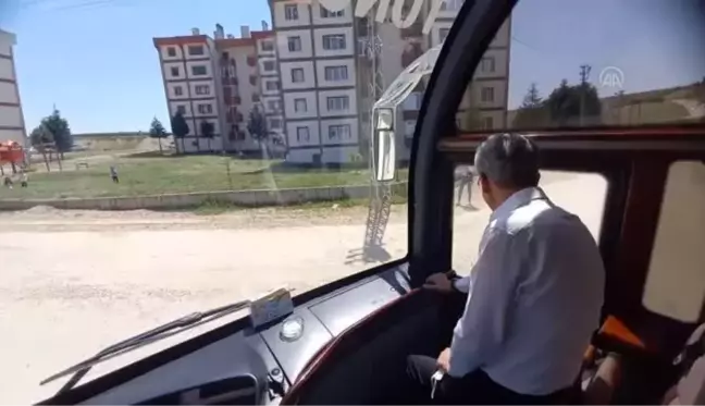 Beypazarı Belediye Başkanı Kaplan, otobüs ile şehir turu yaparak halkın Ramazan Bayramını kutladı