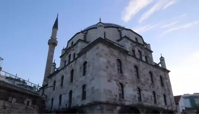 BOLU- Doğu Marmara ve Batı Karadeniz'de Ramazan Bayramı namazı eda edildi