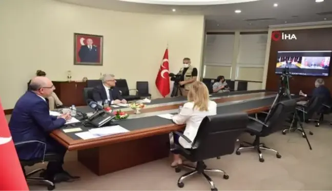 MHP'de partiler arası bayramlaşma video konferans ile yapıldı