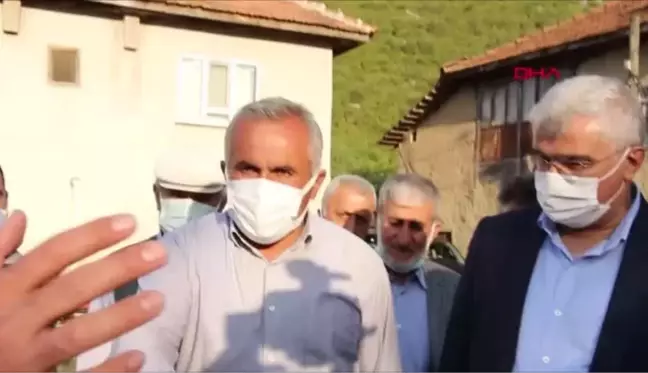 AK PARTİLİ VEKİLLERDEN, EVİ YANAN KARACA AİLESİNE ZİYARET