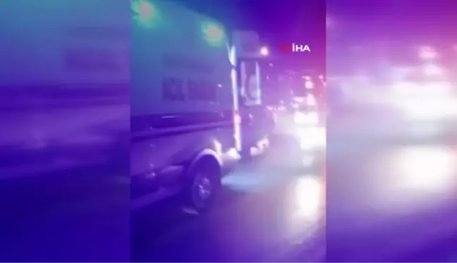 Antalya'da trafikte bıçaklı kavga: 1 ölü, 3 yaralı