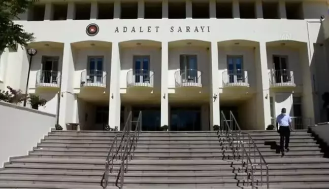 Bodrum'da Ceza İnfaz Kurumu kütüphanesi için başlatılan kitap bağış kampanyası ilgi görüyor