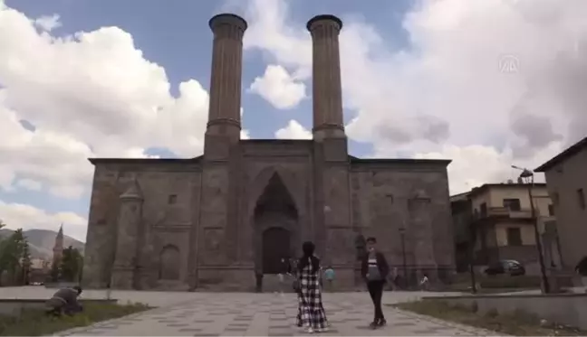 Çifte Minareli Medrese, 'Vakıf Eserleri Müzesi' olarak misafirlerini ağırlayacak