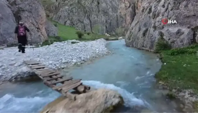 Son dakika haber... Terörden temizlenen Munzur Dağları'nda yaz günü kızak keyfi