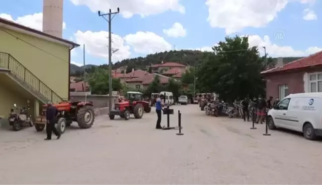 TÜVTÜRK'ün gezici muayene istasyonu köylerde hizmet vermeye başladı