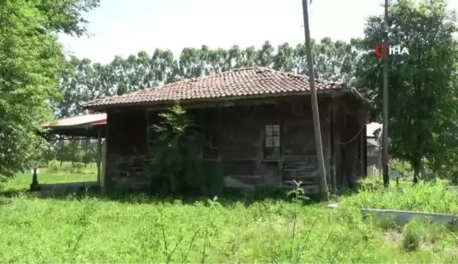 Çivisiz ahşap cami ilgi bekliyor