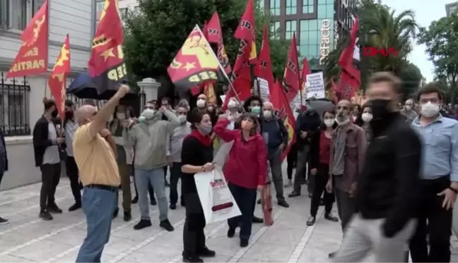 KADIKÖY'DE HDP İZMİR İL BİNASI'NDA DENİZ POYRAZ'IN ÖLDÜRÜLDÜĞÜ SALDIRI PROTESTO EDİLDİ