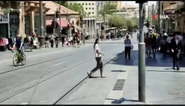 İsrail'de kapalı alanlarda da maske takma zorunluluğu uygulanmaya başlandı