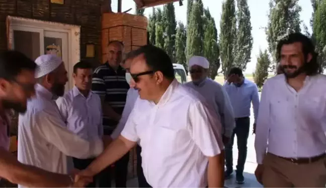 Suriye'nin kuzeyinde İmam Hatip okulları arası Kur'an-ı Kerim'i güzel okuma yarışması düzenlendi