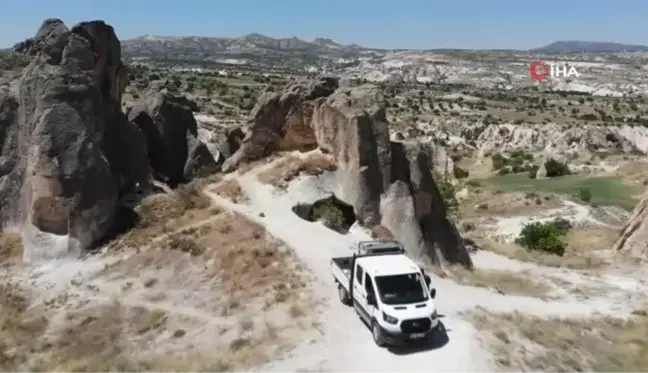İHA gündeme getirdi, Kapadokya'da peribacaları sprey boyalardan temizlendi