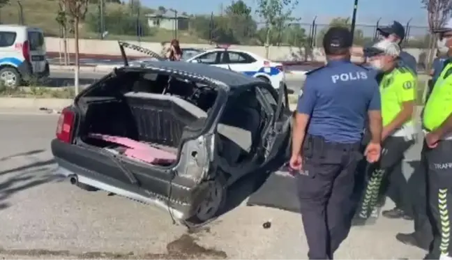 Mezuniyet fotoğrafı çekiminden dönen liseliler kaza yaptı: 1 ölü, 4 yaralı