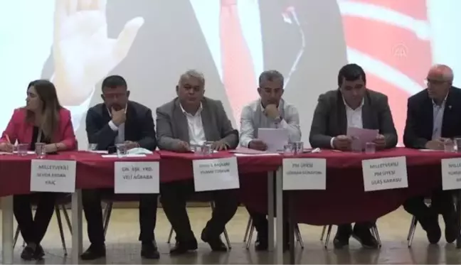 CHP'li Ağbaba, Aşık Veysel'in Sivrialan köyündeki kabrini ziyaret etti