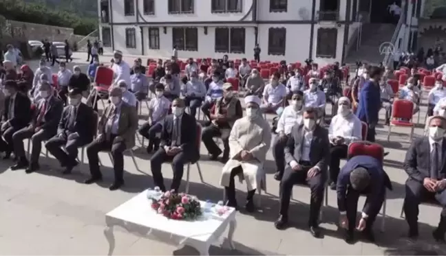 Diyanet İşleri Başkanı Erbaş,İslamdağ Külliye Camii'nin açılış törenine katıldı (2)