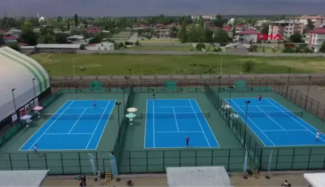 SPOR Iğdır Kayısı Cup tenis turnuvası başladı