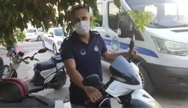 Kaldırıma motosikletini park eden zabıta, tepki üzerine kendisine ceza kesti