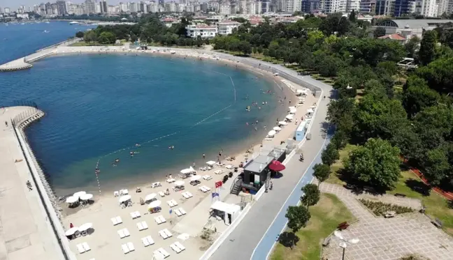 Bayram tatili başladı, Caddebostan Sahil ve plajı boş kaldı